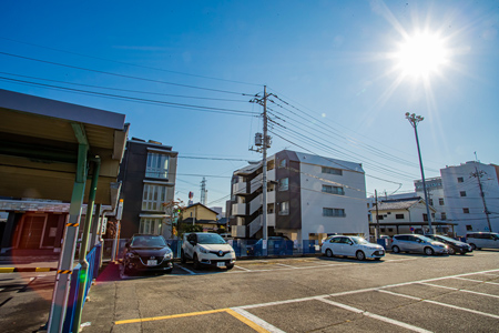 パスカード専用駐車スペース（東1F）
